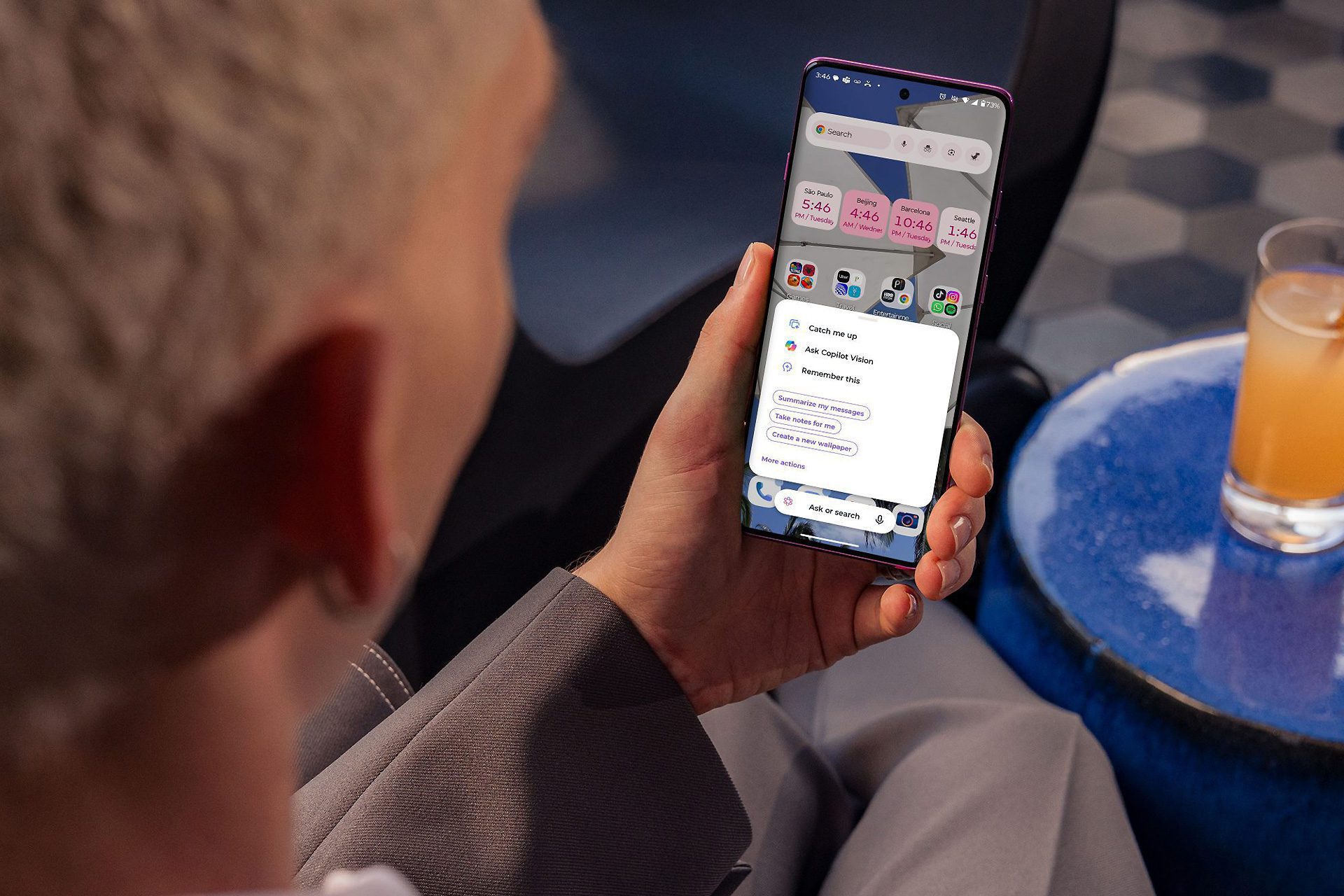 Não pergunte ao Copilot. Mostre! Copilot Vision agora está integrado aos smartphones da Motorola por meio da moto ai