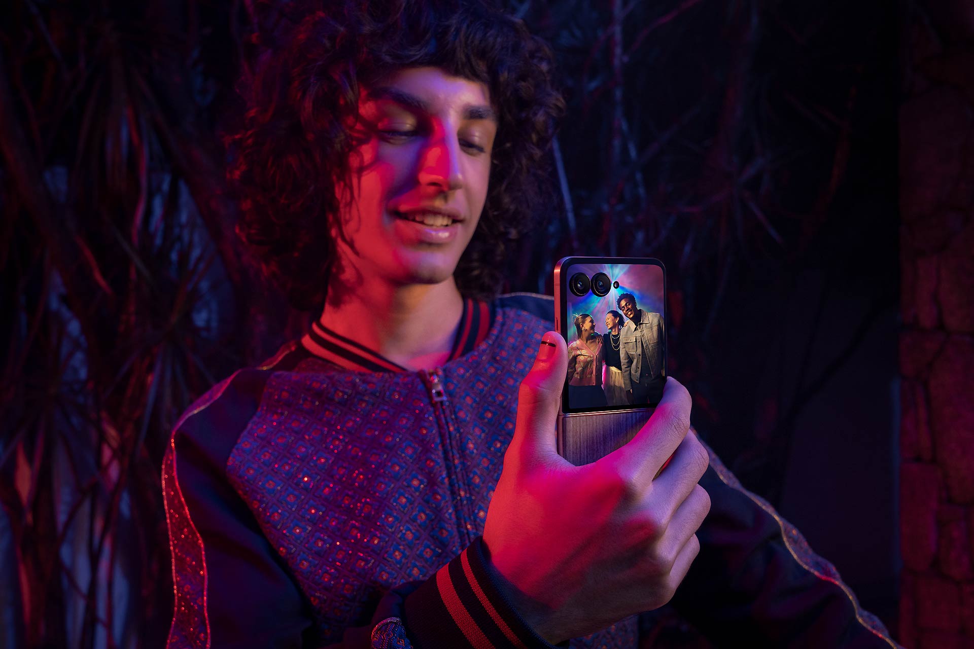 Motorola inaugura una nueva era en la fotografía móvil con moto ai