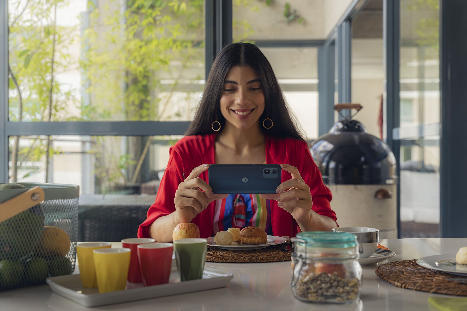 Conoce cuál celular se adapta mejor al estilo de vida de mamá