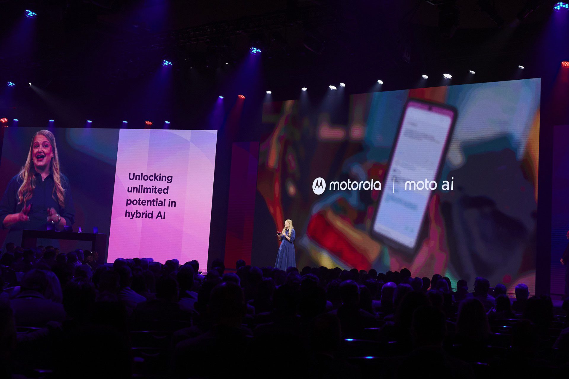 Motorola muestra la versatilidad de la Inteligencia Artificial del mañana en Lenovo Tech World ’24: todas las novedades de moto ai y Large Action Models